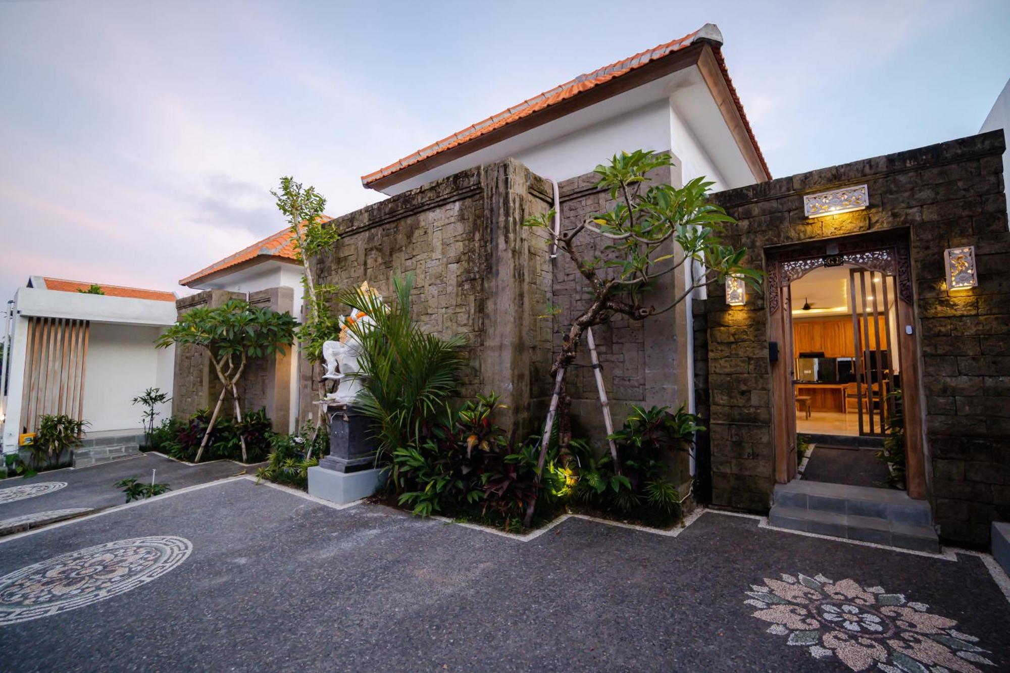 Gyanesh Villa Ubud Buitenkant foto